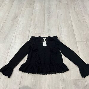 H & m women’s shirt size 4